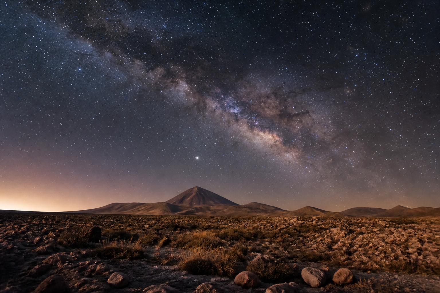 découvrez le top 25 des photos les plus époustouflantes de la voie lactée en 2026, sélectionnées lors d'un concours de photographie astronomique renommé. plongez dans la beauté spectaculaire de notre galaxie capturée par des passionnés du ciel.