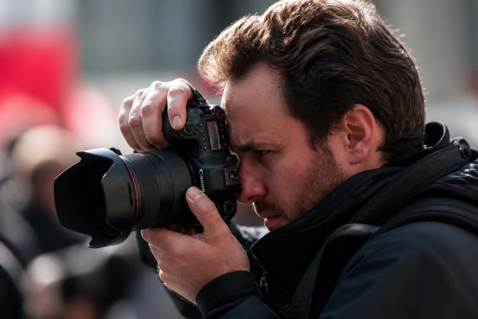 canon, partenaire exclusif du grand prix de la photographie paris match, valorise chaque regard à travers des images d'exception.