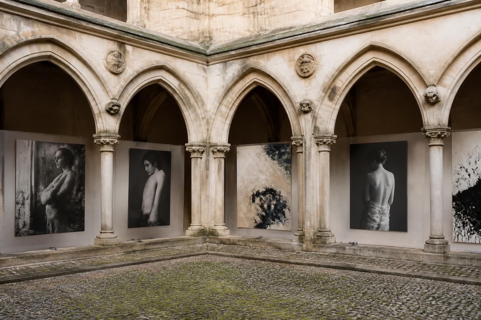 EN IMAGES : Cet Ă©tĂ©, la photographie fusionne avec la peinture au cĆur du musĂ©e dâart moderne de lâAbbaye 7 dĂ©couvrez cet Ă©tĂ© au musĂ©e dâart moderne de lâabbaye une exposition unique oĂč la photographie rencontre la peinture, offrant une expĂ©rience visuelle inoubliable.