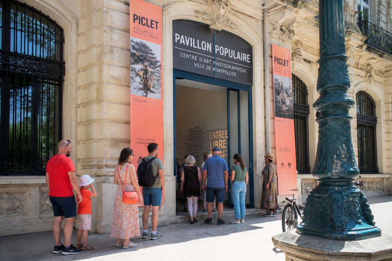 À Montpellier, deux siècles d’images racontés à travers des « premières fois » photographiques 7 découvrez à montpellier deux siècles d'histoire illustrés par des « premières fois » photographiques, retraçant des moments uniques et marquants à travers l'objectif.