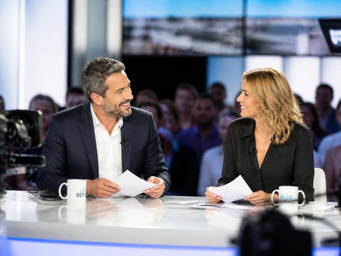 découvrez la vérité sur la vie amoureuse de cyril hanouna et sa relation avec shana loustau : révélations exclusives et mises au point inédites.