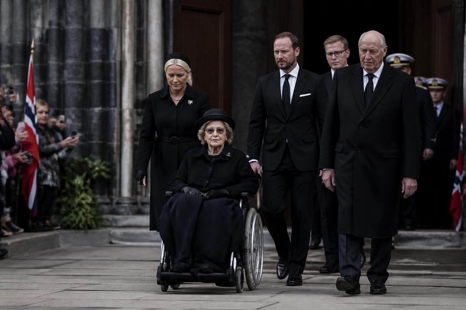 Les derniers instants poignants de la princesse Astrid de Norvège : son ultime apparition publique avant sa disparition 7 découvrez les derniers instants émouvants de la princesse astrid de norvège, son ultime apparition publique marquée par une profonde émotion avant sa disparition tragique.